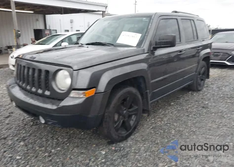 2014 Jeep Patriot Altitude z USA, uszkodzony, nr VIN 1C4NJPBA6ED928168